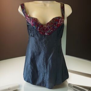 Womans Gray Silk Sleeveless Top FREE PEOPLE size 2